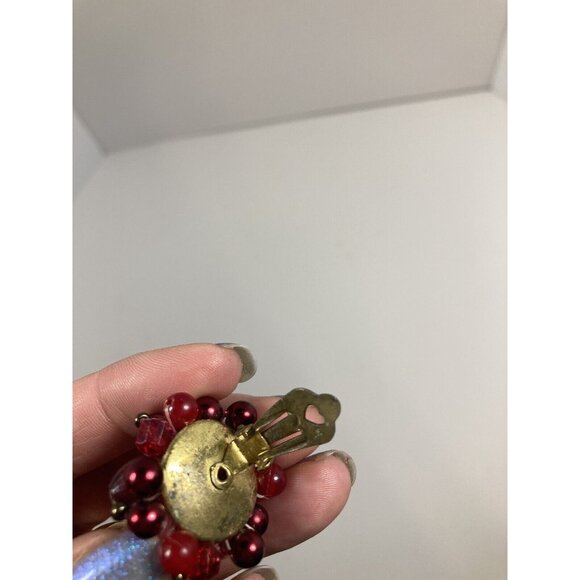 Vtg Red Cluster Womens Clip On Earrings Made in Germany - Picture 5 of 7